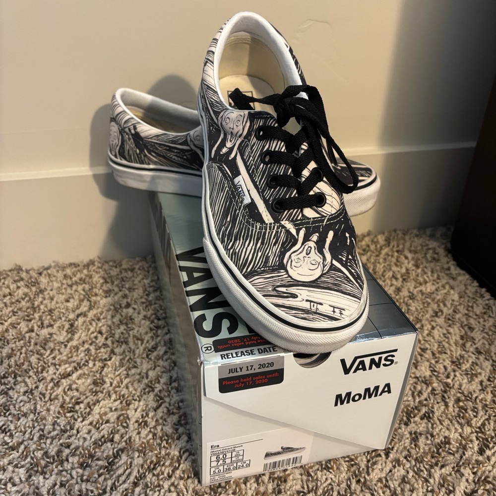 Vans x MoMA Edvard Much W7.0
